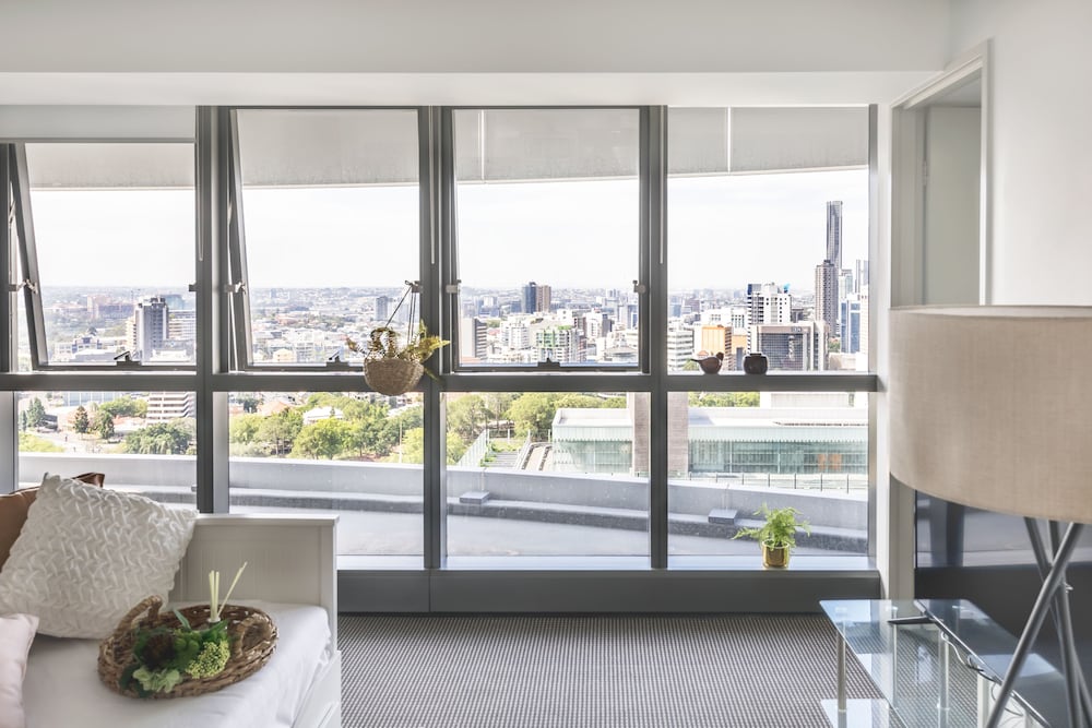 Фото Airhome Brisbane Cbd Apartments