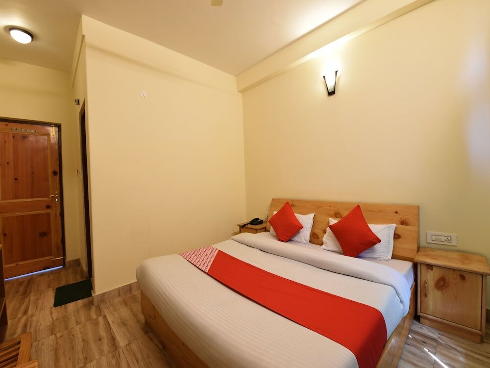 Фото Oyo Parth Regency