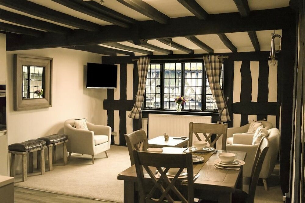 Фото The Three Gables