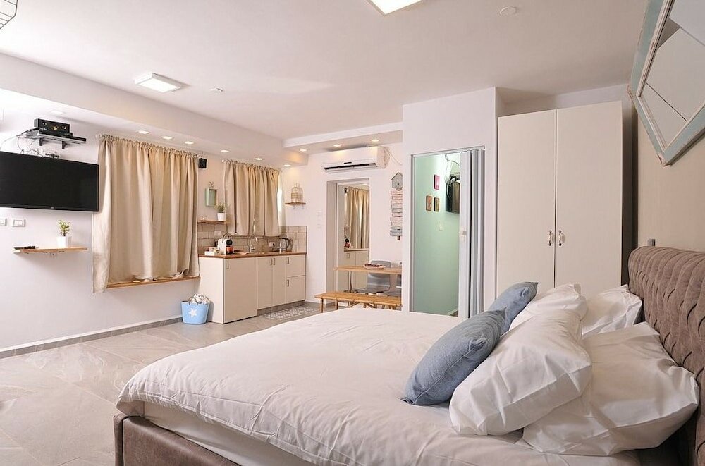 Фото Chill Out Exclusive Suites