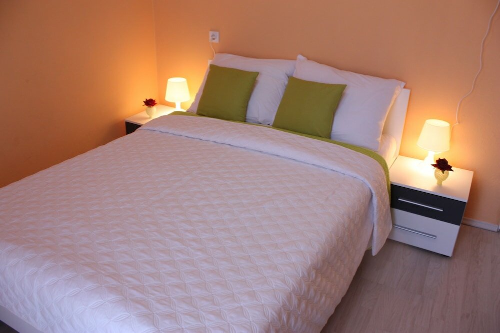 Фото Apartments Tanja & Josipa