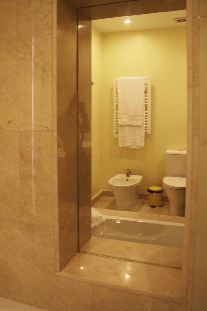 Фото My Place - Lisbon Lounge Suites