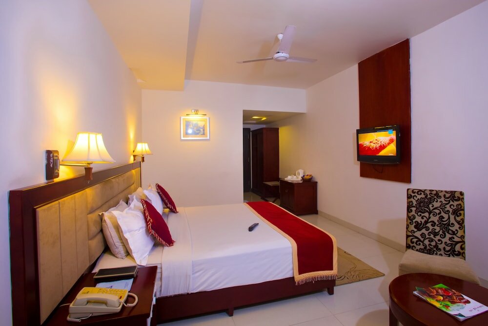 Фото Rr Inn- Tirunelveli