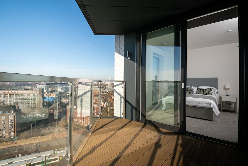 Фото Deluxe Victoria Home close to Buckingham Palace