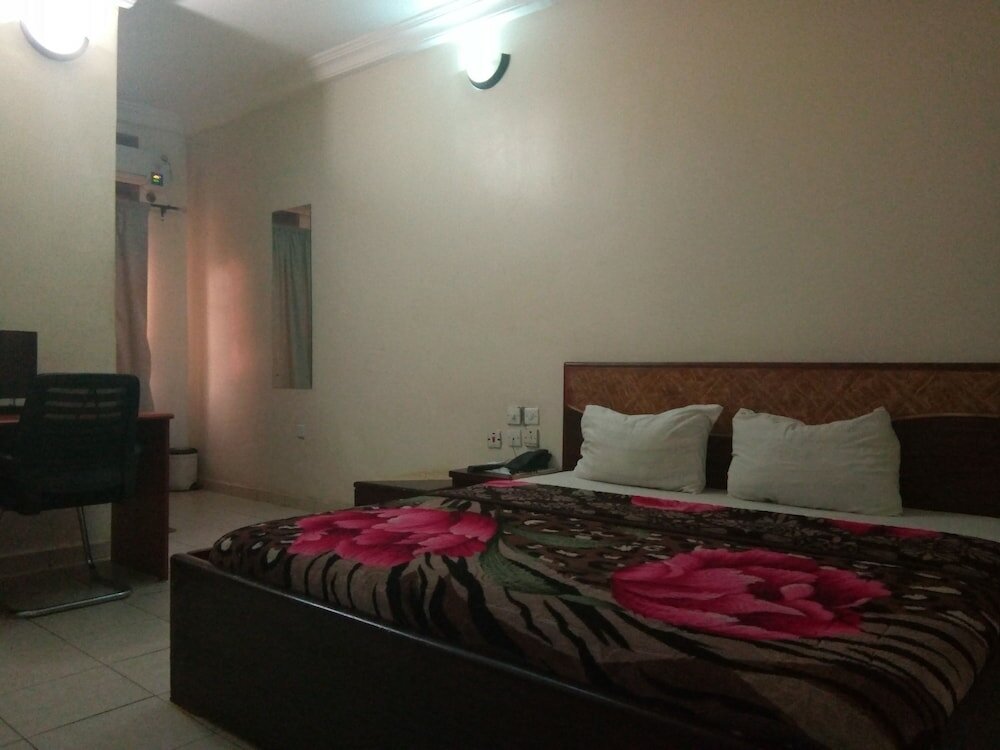 Фото The Cullen Hotels