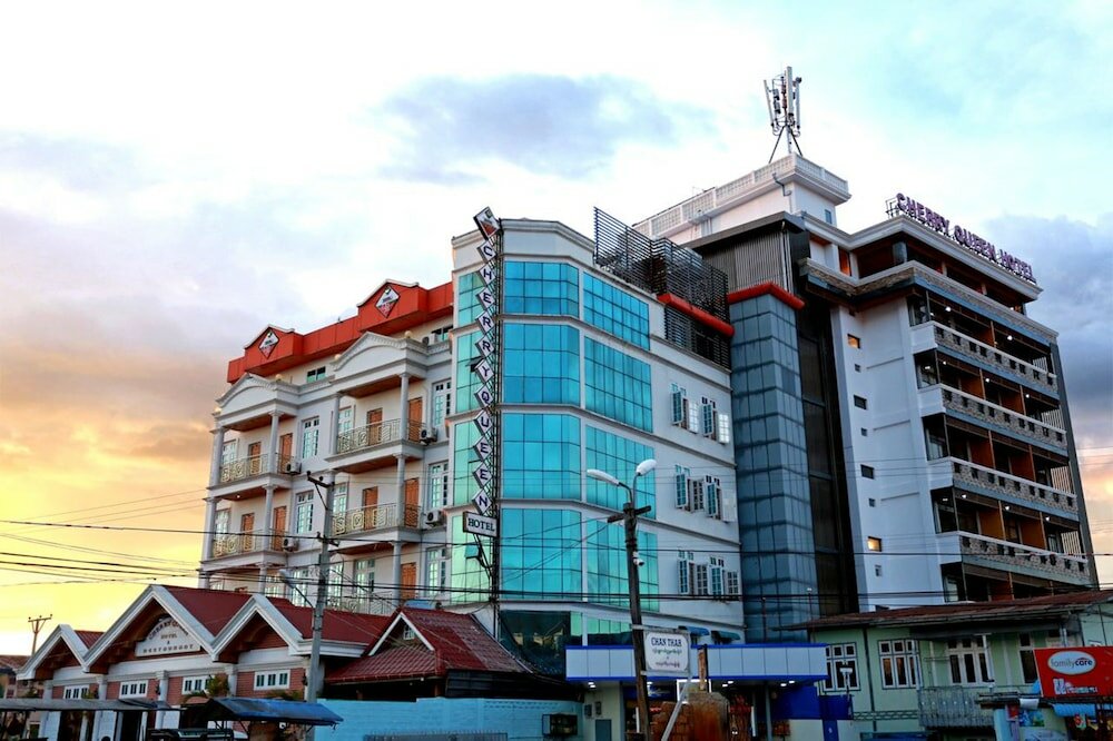 Фото отеля 1