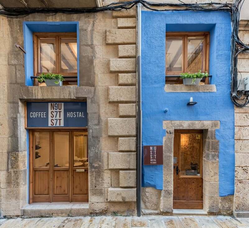 Гостиница Hostal 977 в Таррагоне