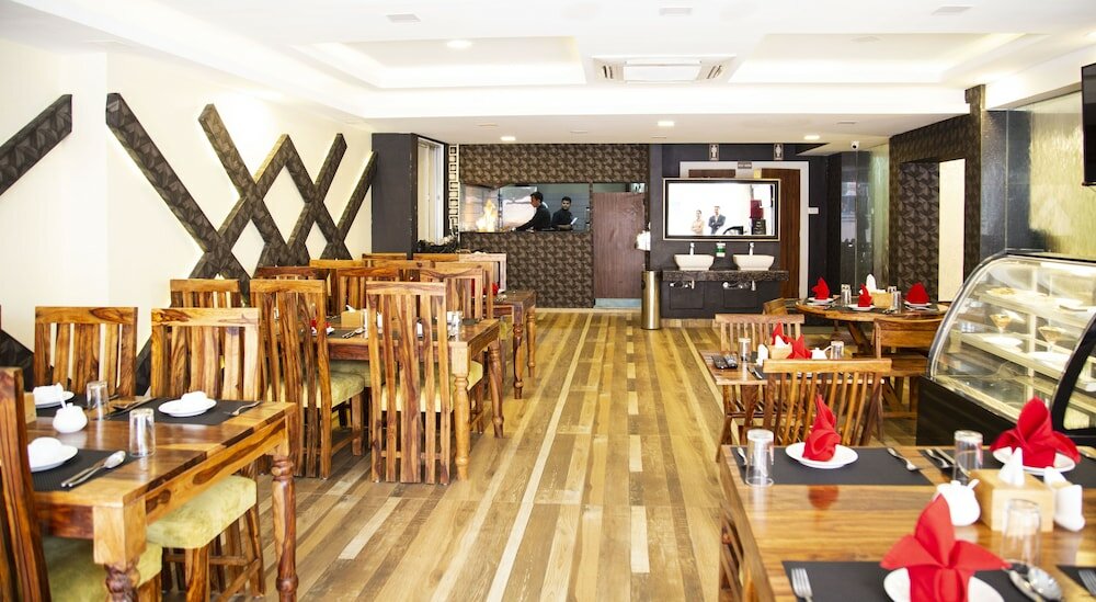 Фото Hotel Rudra View & SPA