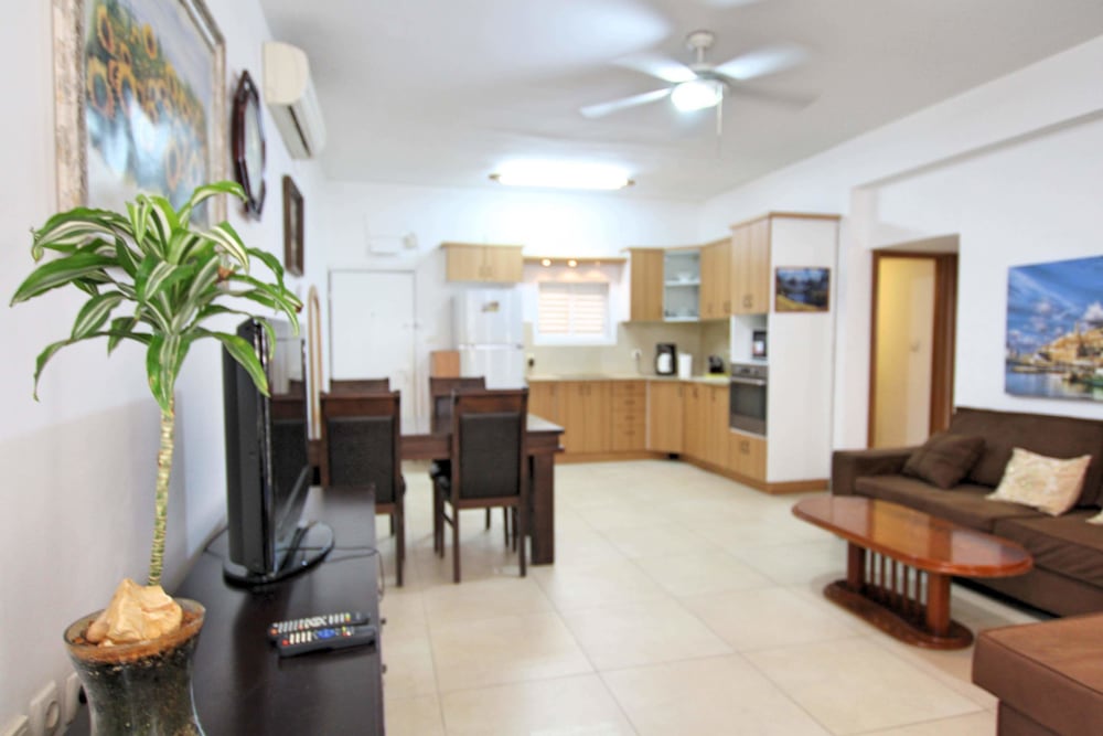 Фото Arendalzrail Apartments-Jerusalem St. 12