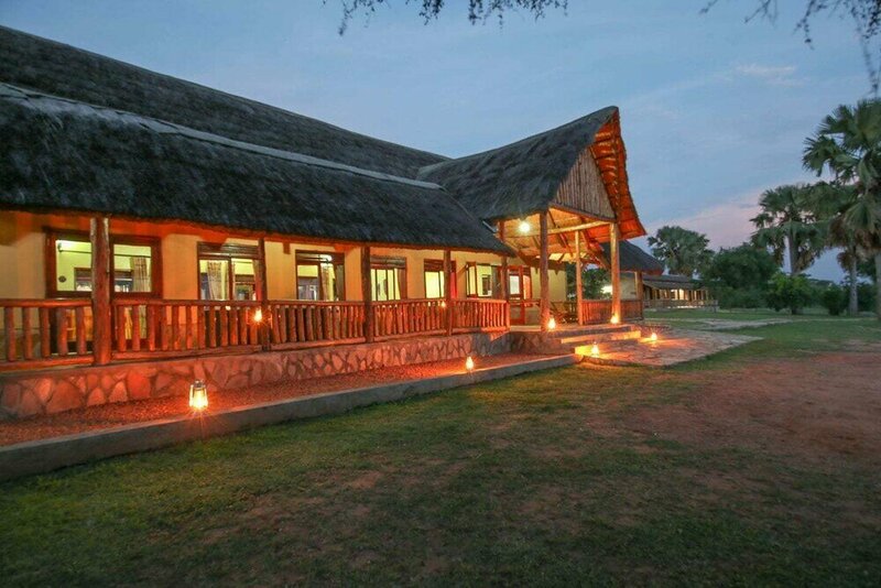 Гостиница Pakuba Safari Lodge