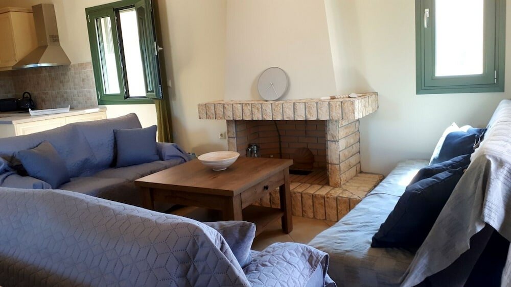 Фото Villa Elaionas 1