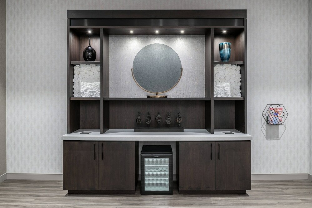 Фото Ac Hotel by Marriott Portsmouth