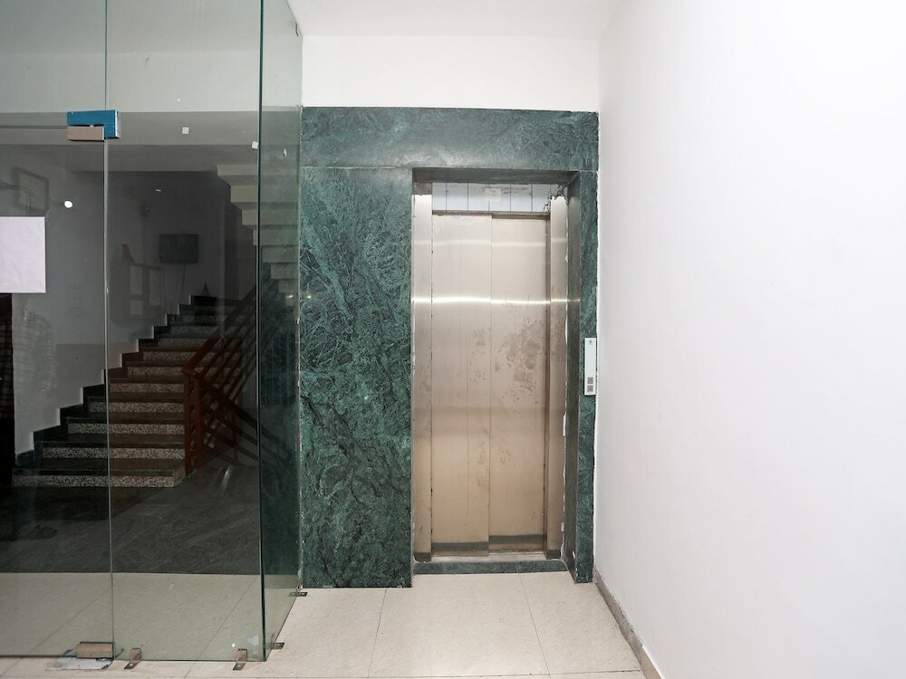 Фото Oyo 18347 Hotel Mountain Inn