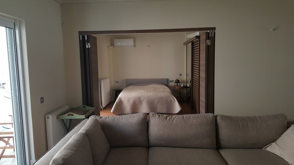 Фото Captain's Luxury Suite