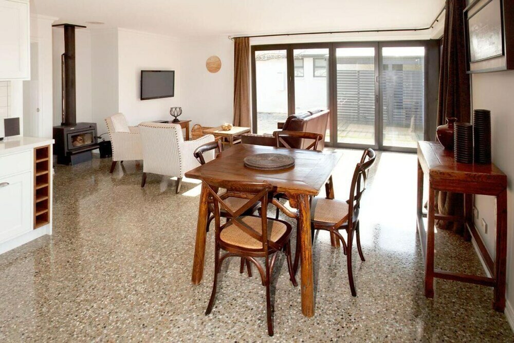 Фото Pembroke Accommodation