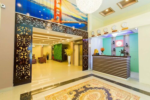 Гостиница Golden Gate China Town Hotel в Янгоне