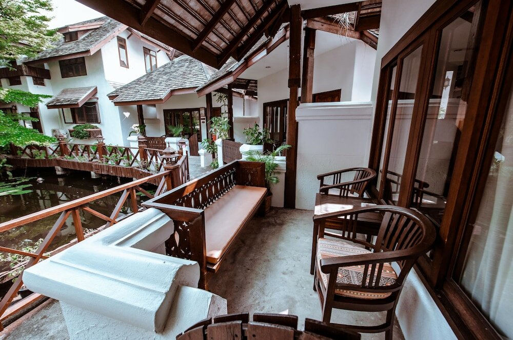 Фото Vila Villa Resort in Town