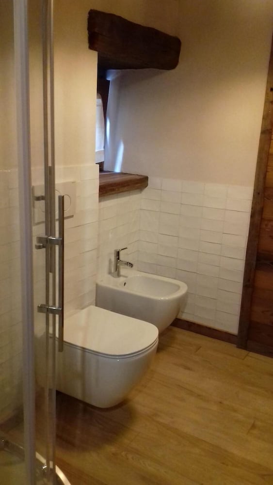 Фото Li Tzatagni