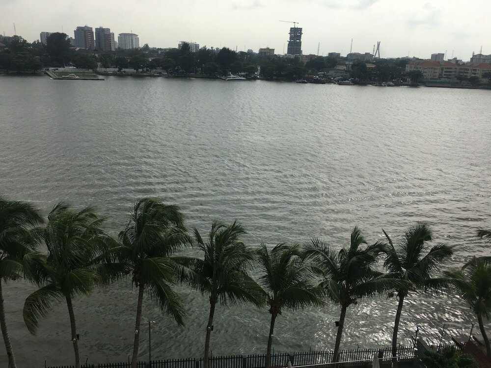 Фото Maroko Bayshore Suites