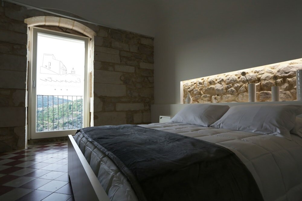 Фото Reusuite Authentic Sicilian Hospitality