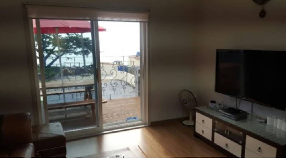 Фото Sunset Pension