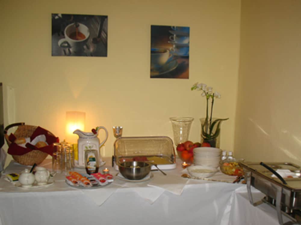 Фото Haus am Cannstatter Wasen