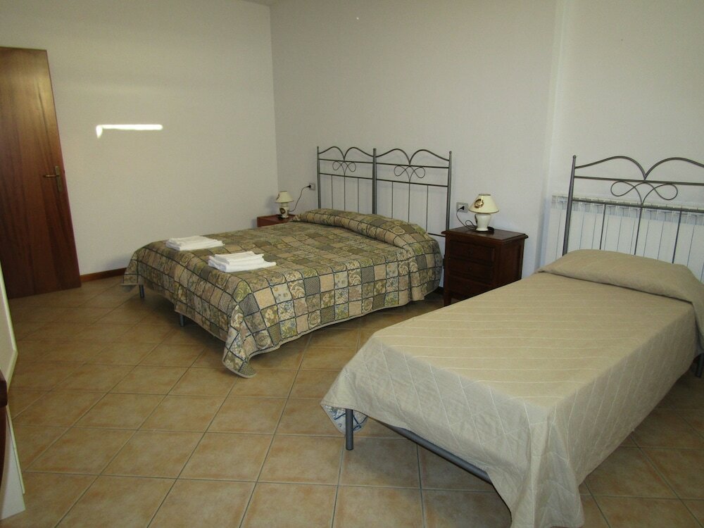 Фото Appartamenti La Pineta Assisi