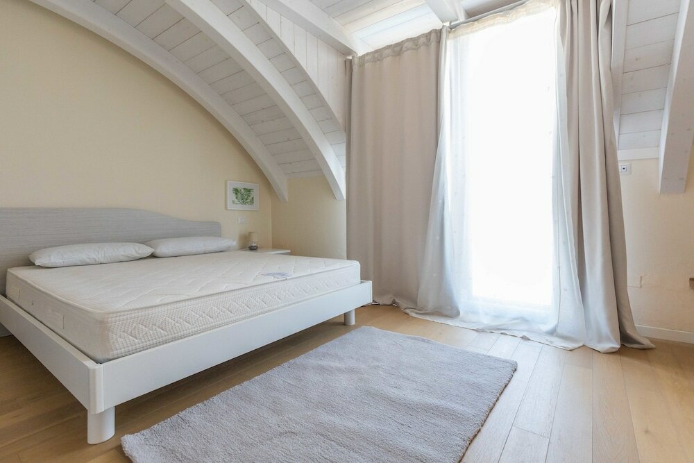 Фото Tasso Apartments