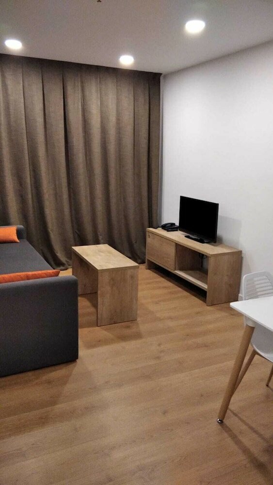 Фото Aparthotel Augusta Barcelona