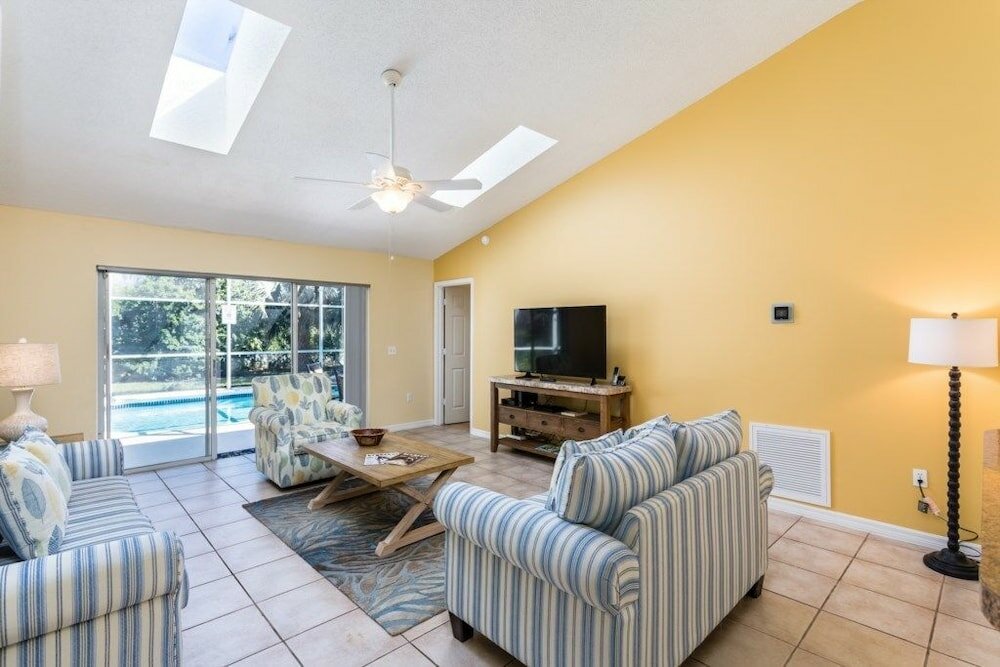 Фото 3br Pool Home in Sunridge by Shv-100