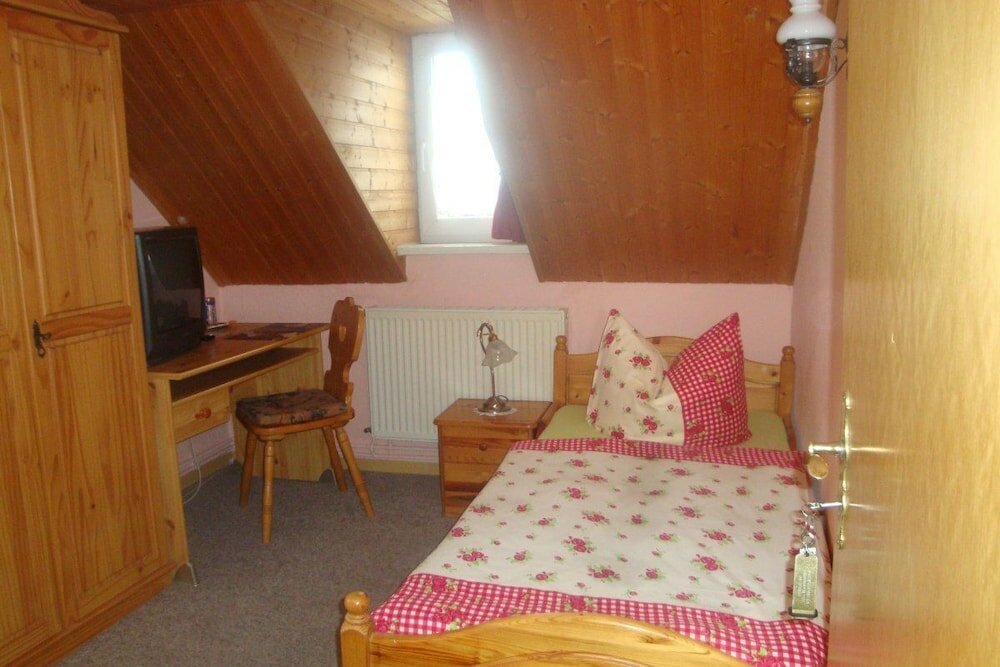 Фото Pension Zum Bauernstübl