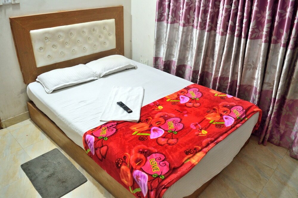 Фото Hotel Pink Shore