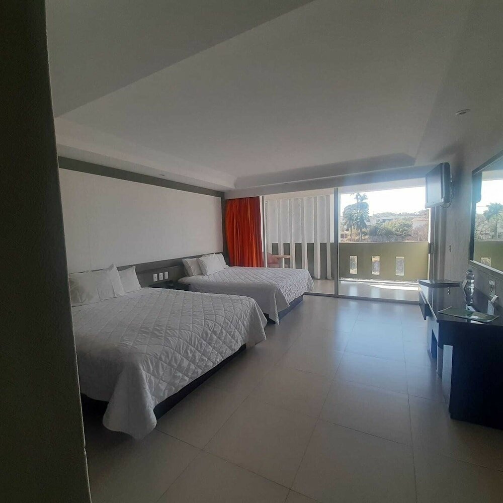 Фото Hotel Borda Cuernavaca