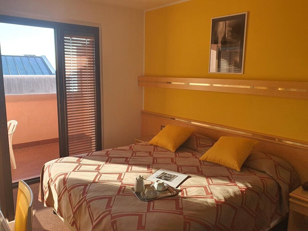 Фото Hotel Antares