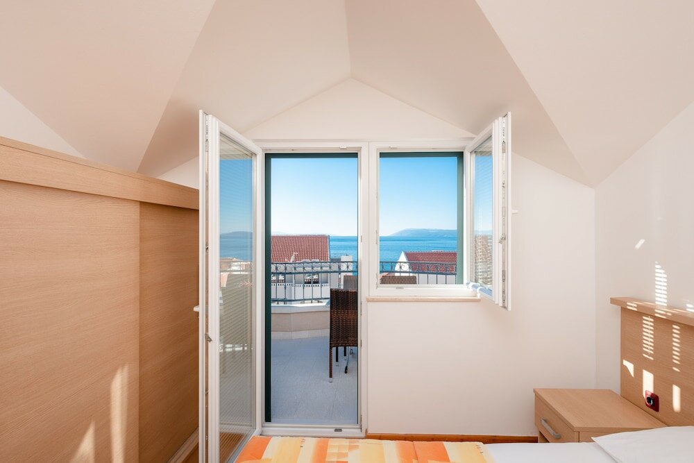 Фото Villa Tucepi Apartments