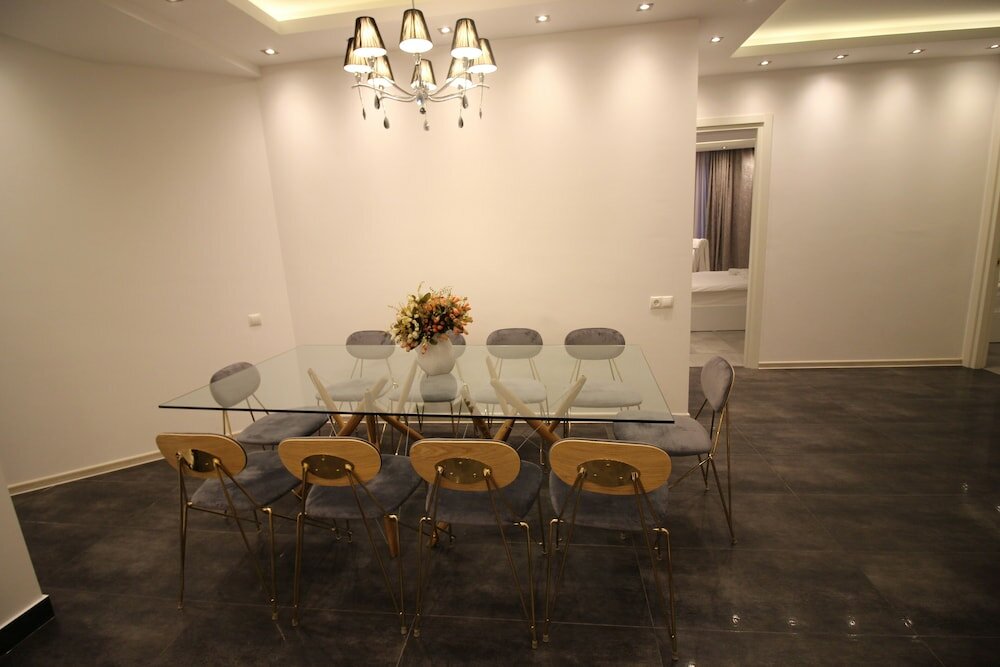 Фото Maxela Apartments