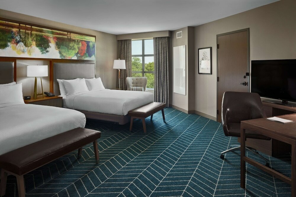 Фото The Bevy Hotel Boerne, a DoubleTree by Hilton