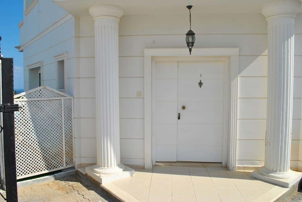 Фото Villa Roman by Amy Villasa