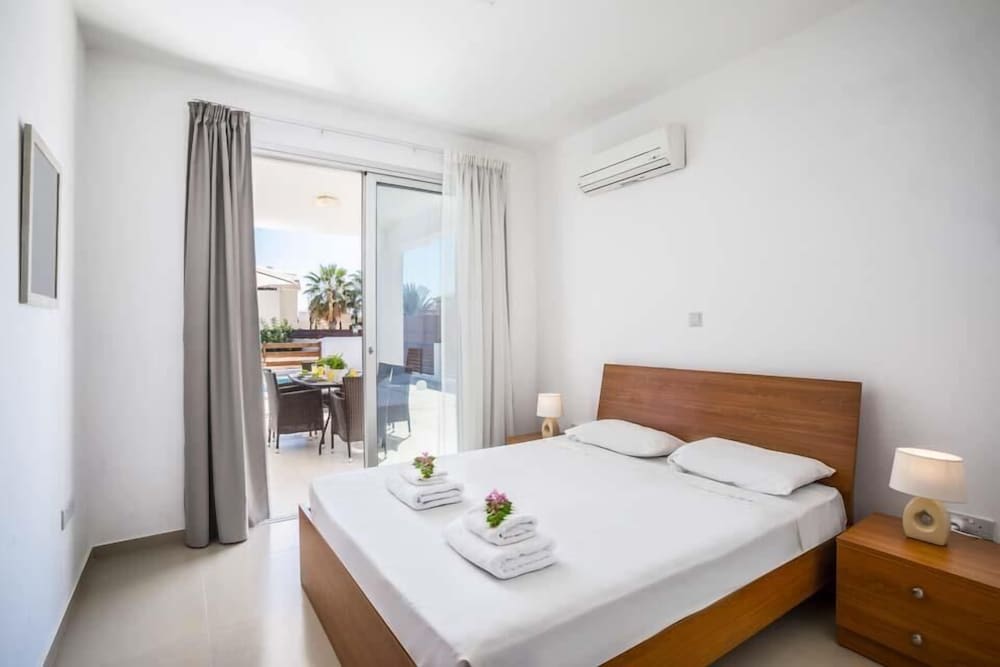 Фото Villa White Moonflower