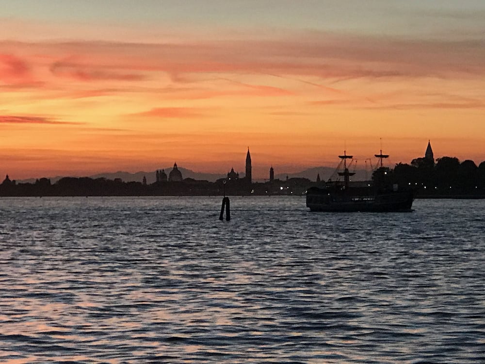 Фото Oasis Golden Lagoon Chalet