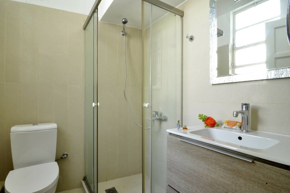 Фото Historic Plaka Apartments