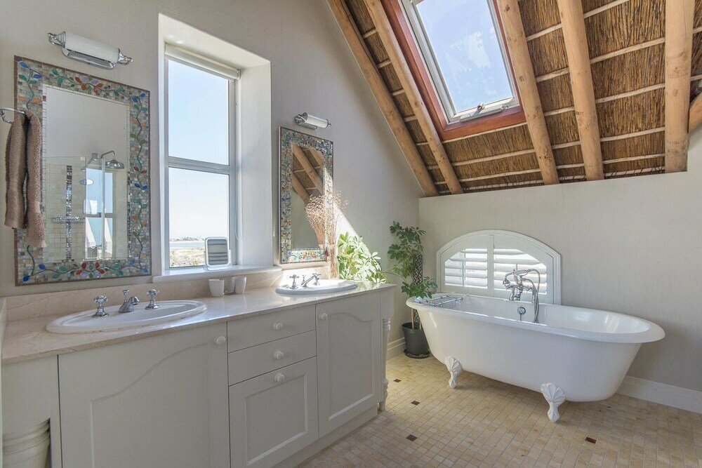 Фото The Beach Villa