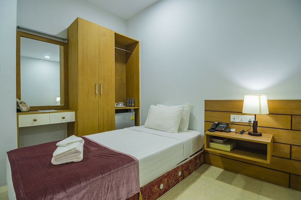 Фото Agga@9mile Hotel