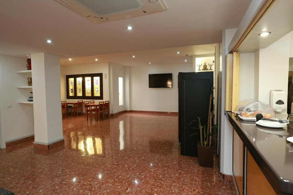 Фото Hotel Alguer Camp Nou