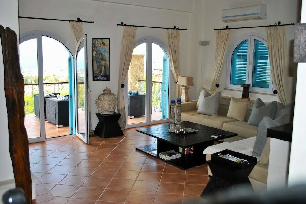 Фото Villa Alex by Amy Villas