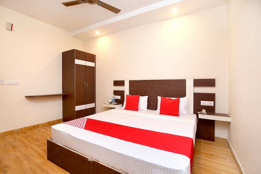 Фото Oyo 19716 Hotel Shanay