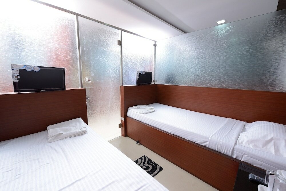 Фото Golden Apple Boutique Hotel