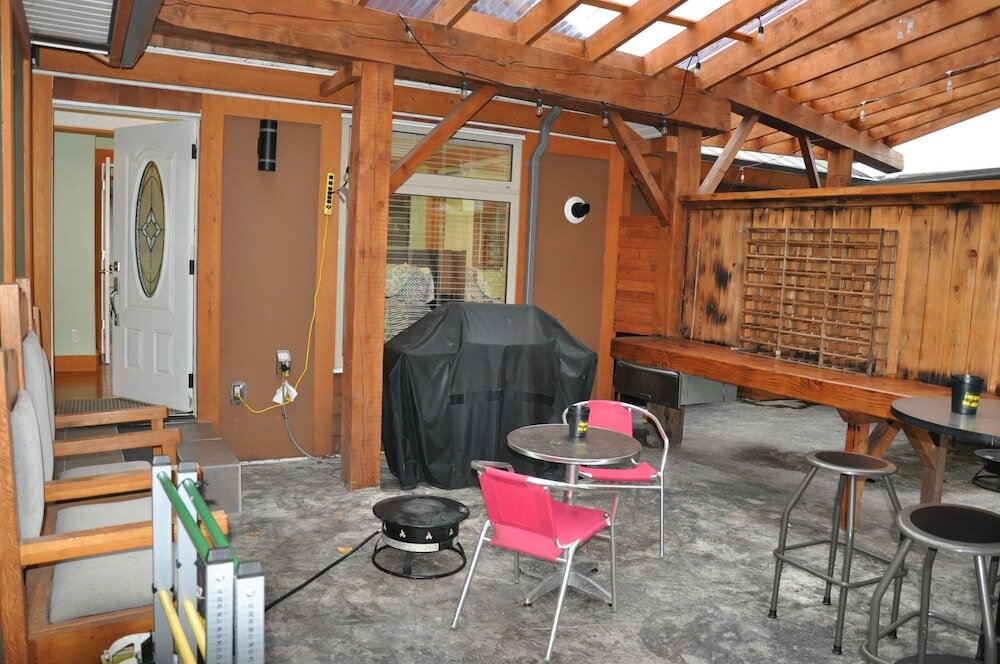 Фото Shelter Bay Resort