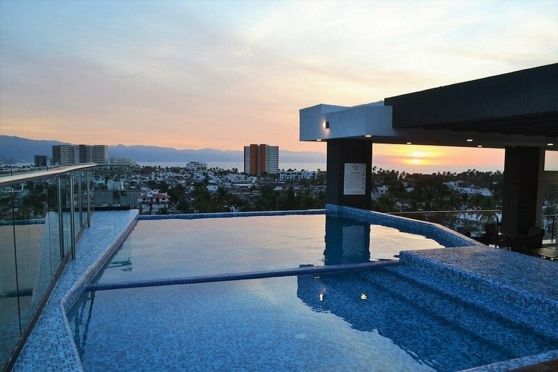 Гостиница Condo Niza 266 by Mdr в Пуэрто-Вальярта