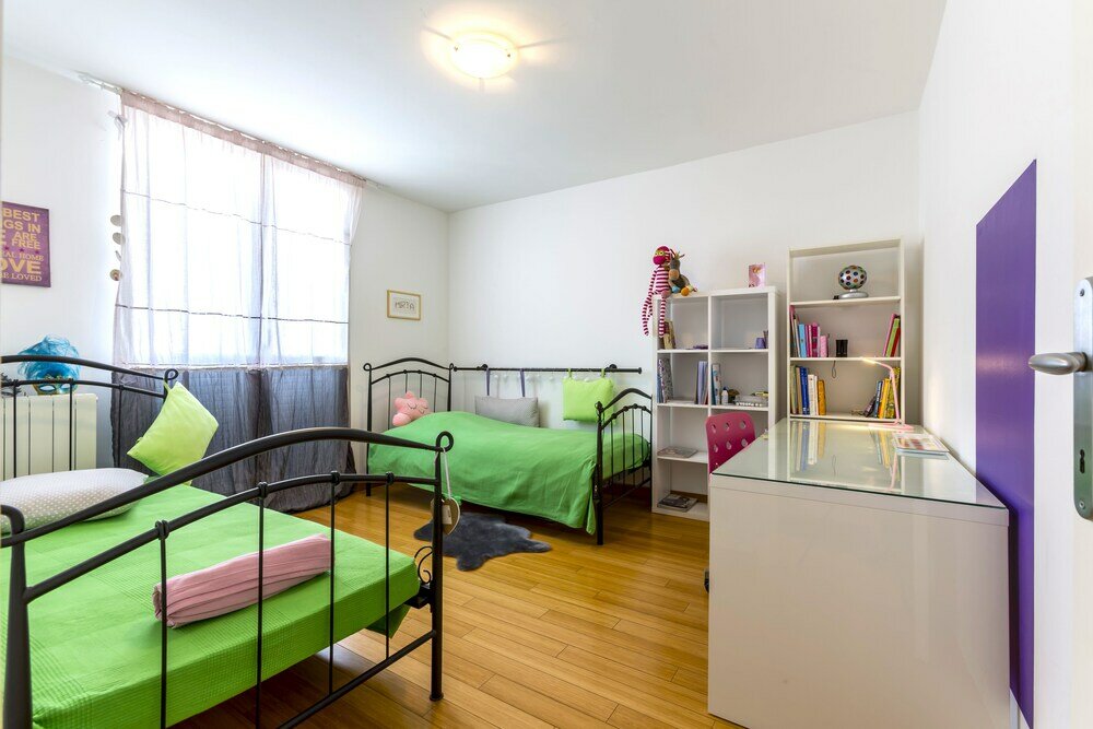 Фото Split Apartments with Hotel Service